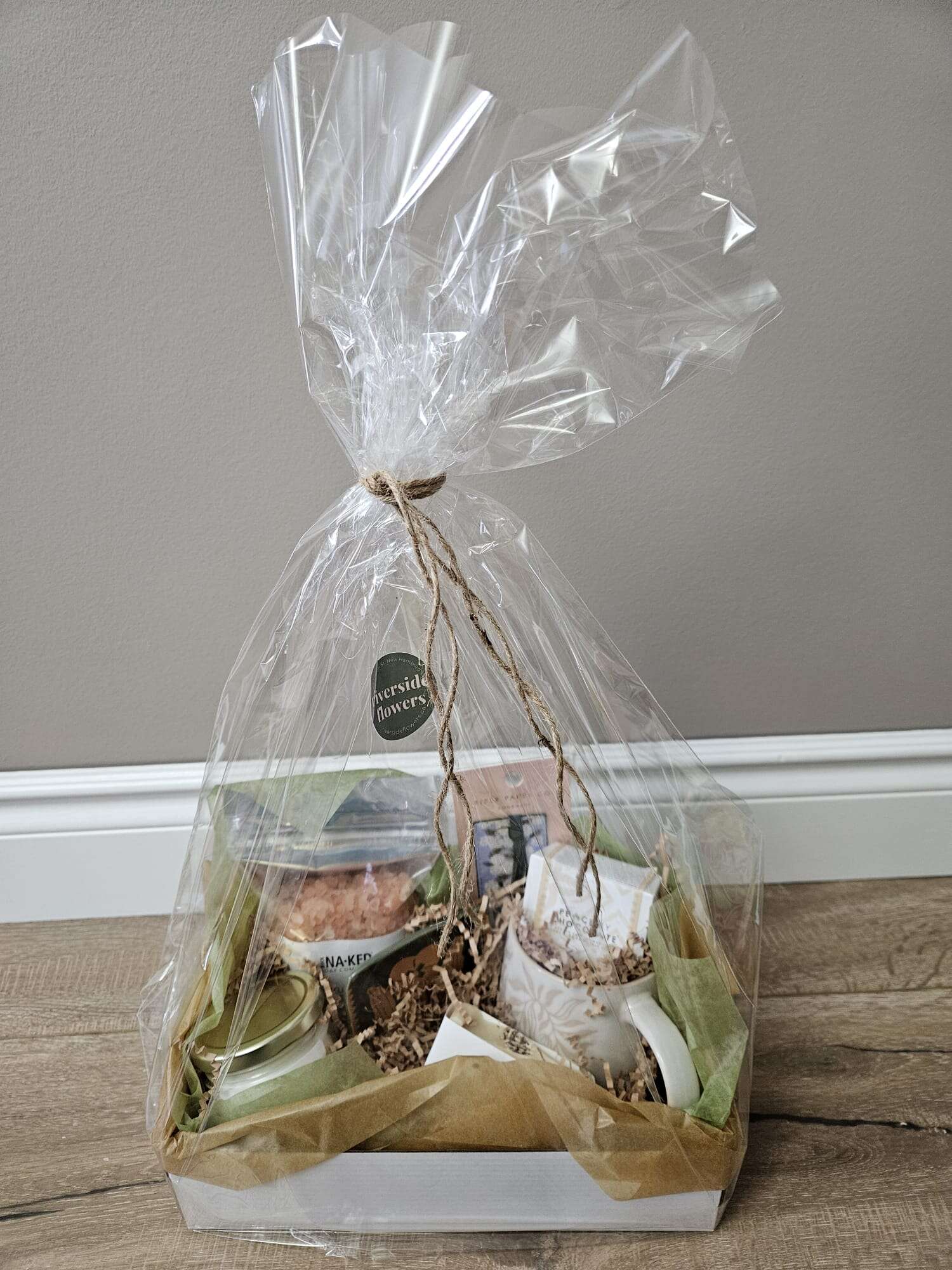 36. Riverside Flowers Gift Basket